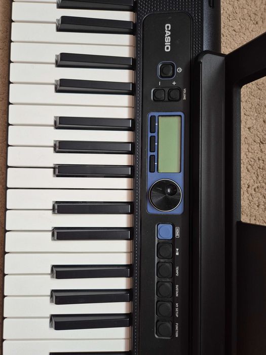 keyboard casio ct-s300 ze statywem i pulpitem na nuty