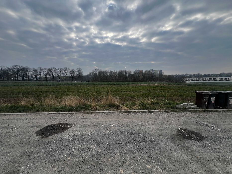 Sprzedam Atrakcyjną Działkę Budowlaną - Wójtowa Wieś - Widok 2