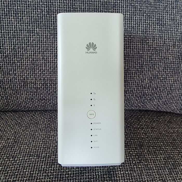 Huawei B618s router LTE+ cat11 600 Mbps 4G+ bez simlocka modem do TV