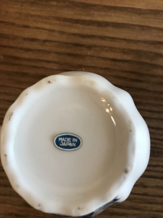 Serviço de café com pavões