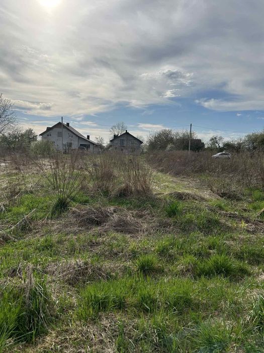 Продаж земельної ділянки в с.Суховоля