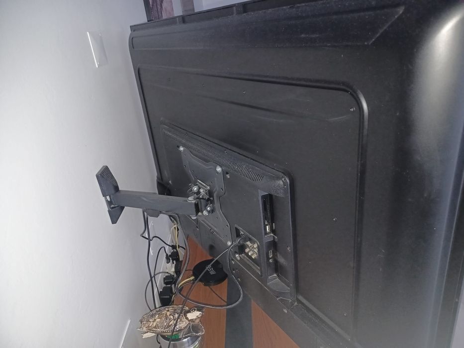 Tv Hitachi bom estado