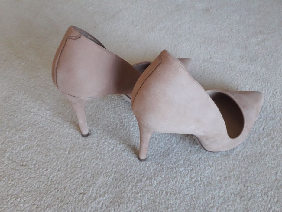 Sapatos de Senhora, numero 38,usados, de marca Arezzo