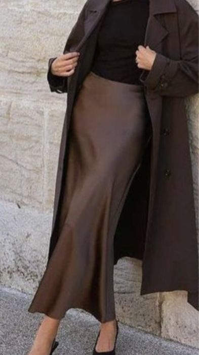 Атласні спідниці.Нові! від 40  до 58 розміру