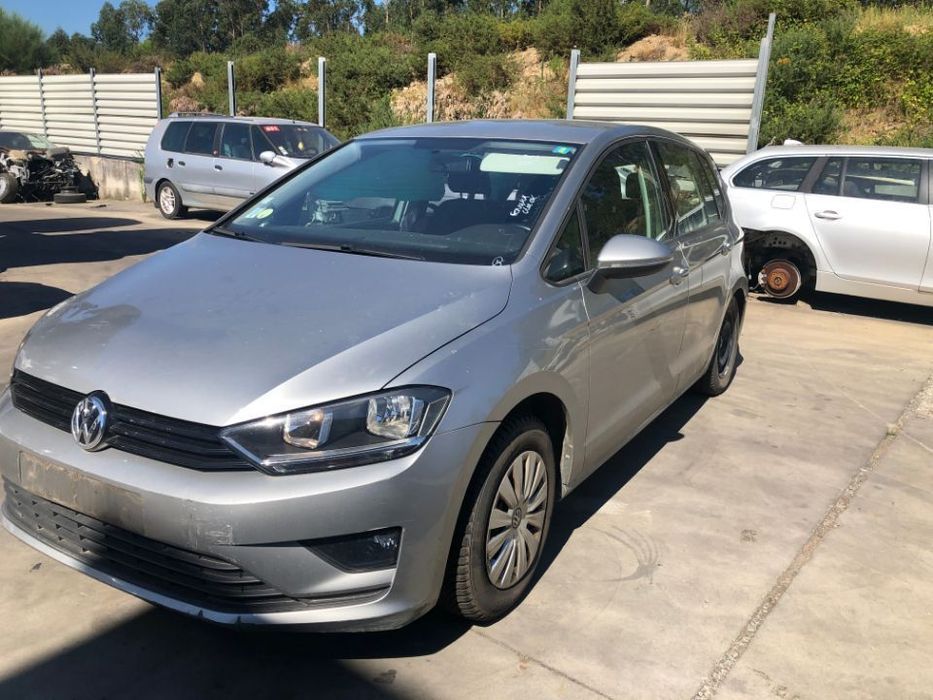 VW GOLF VII SPORTSVAN 1.6 TDI 110 CV CAIXA DSG 7 DE 2016 PARA PEÇAS
