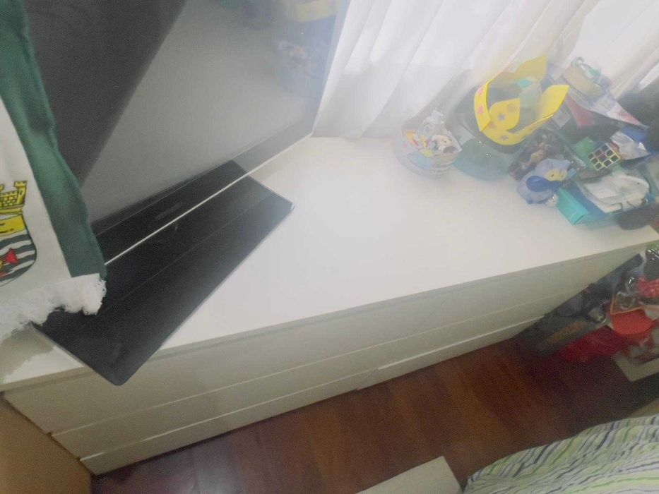 Cómoda MALM IKEA, 6 Gavetas, Branca