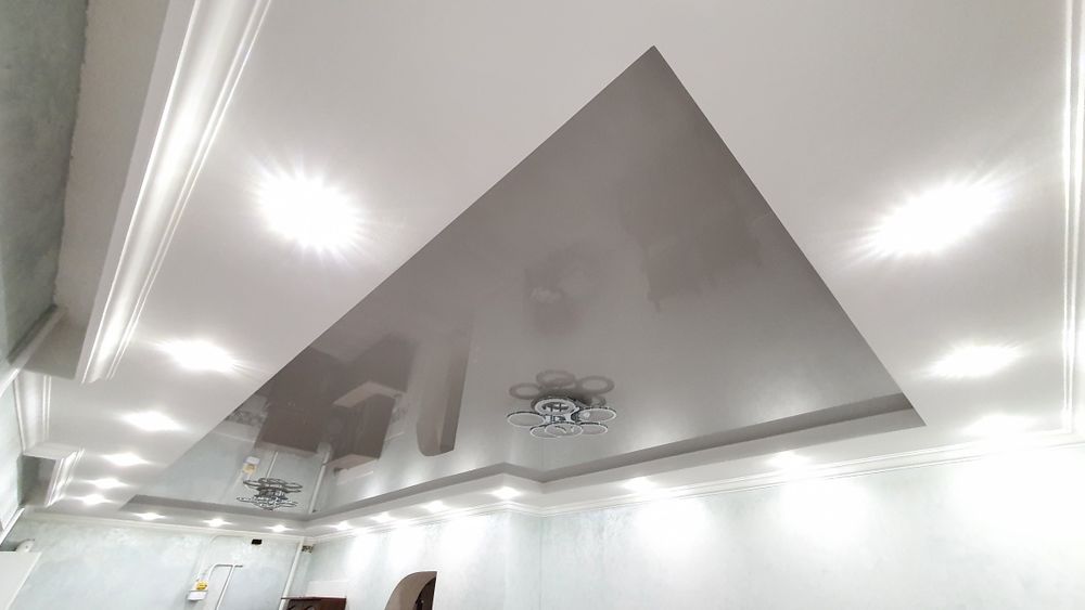 Натяжні стелі. Натяжные потолки.