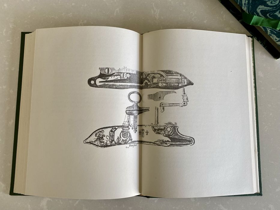 Livro antigo - Espingarda Perfeyta - Edição Fac-Simile 1972