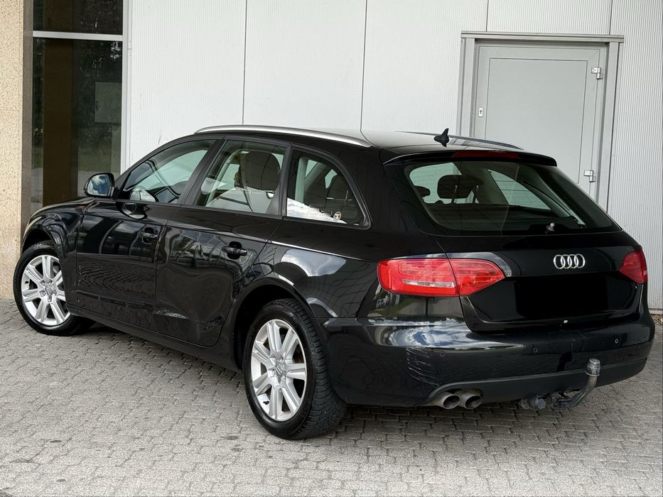 Audi A4 B8 2.0 TDI 143KM * Klimatronik *Grzane Fotele * Led * Alu