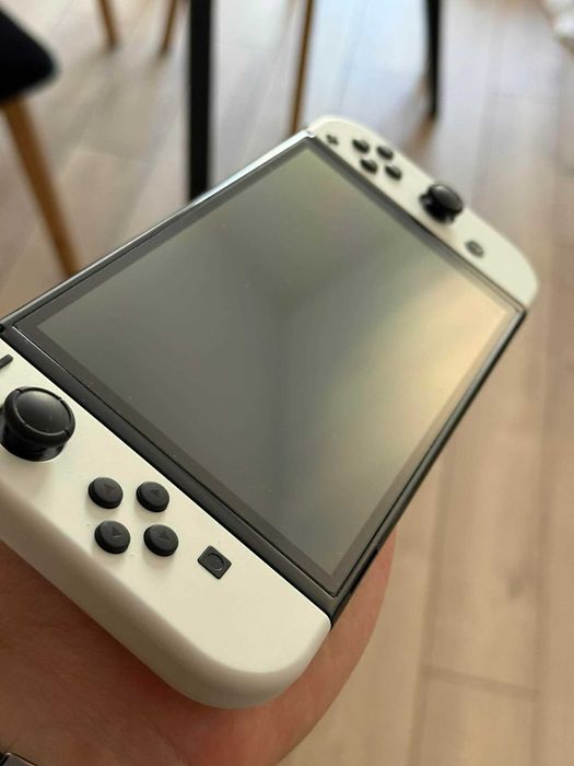 Nintendo Switch OLED White - 3 gry - stan idealny