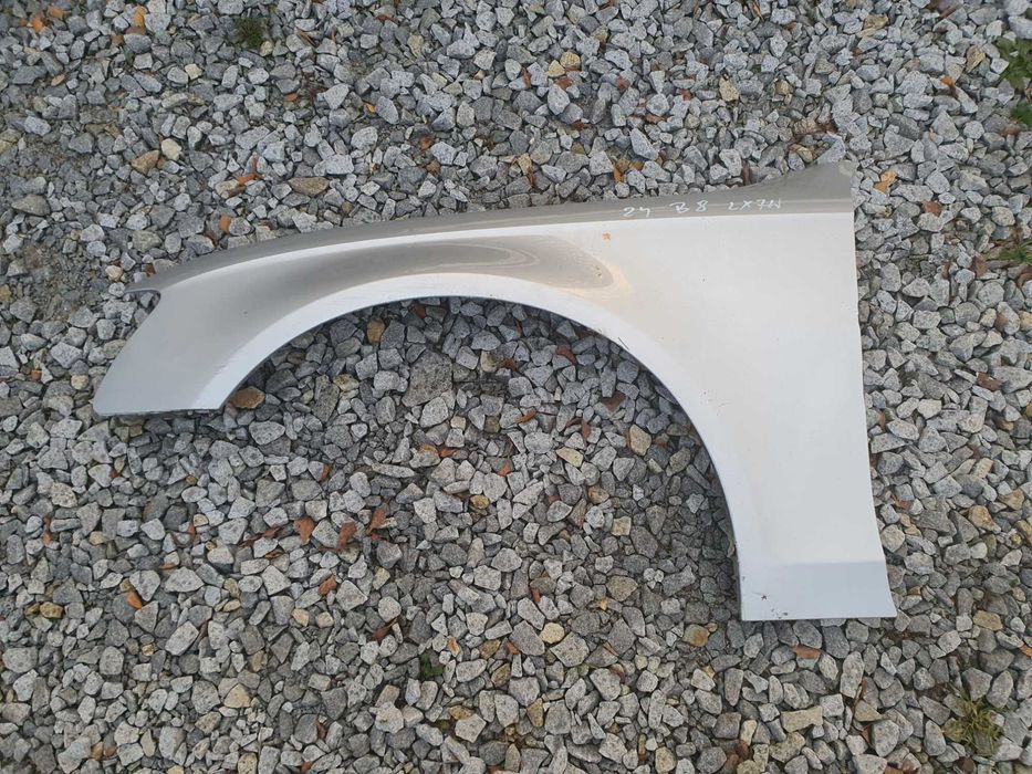 Audi A4 B8 błotnik lewy przód kolor lakieru LX7W 24