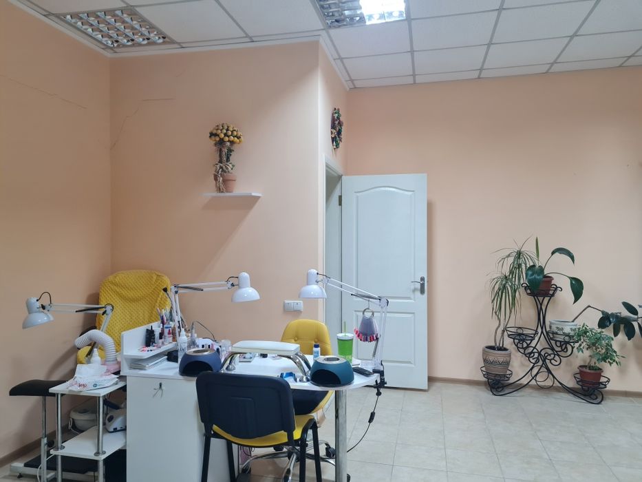 Приглашаю на аренду мастера маникюра