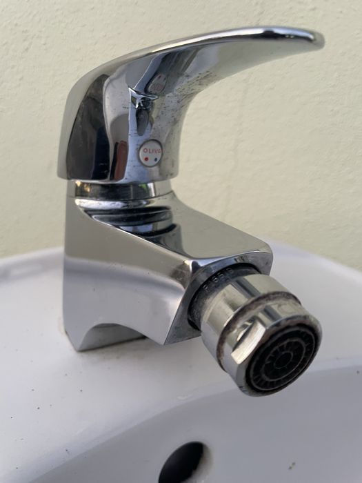 Bidé Sanitana com Torneira