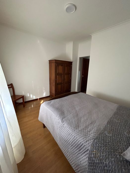 Quarto com casa de banho privativa a 10 min do hospital Sao Joao