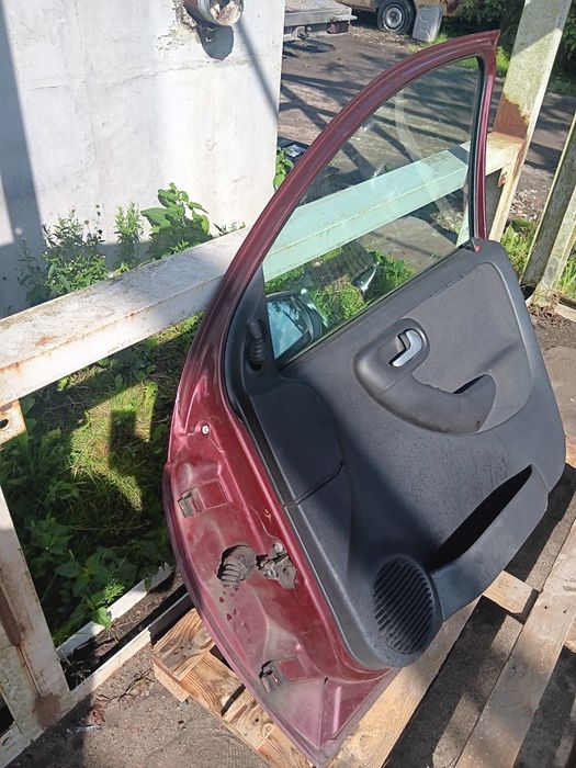 Opel corsa C drzwi prawy przód przednie prawe pasażera kompletne kpl