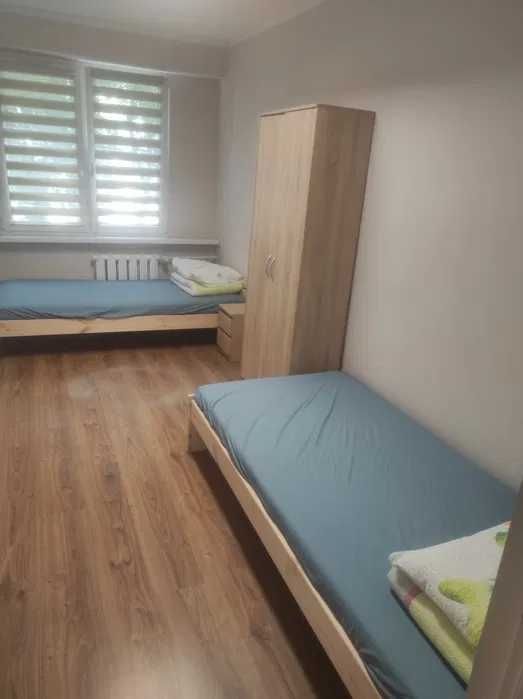 Хостел, гуртожиток квартирного типу Метро Позняки