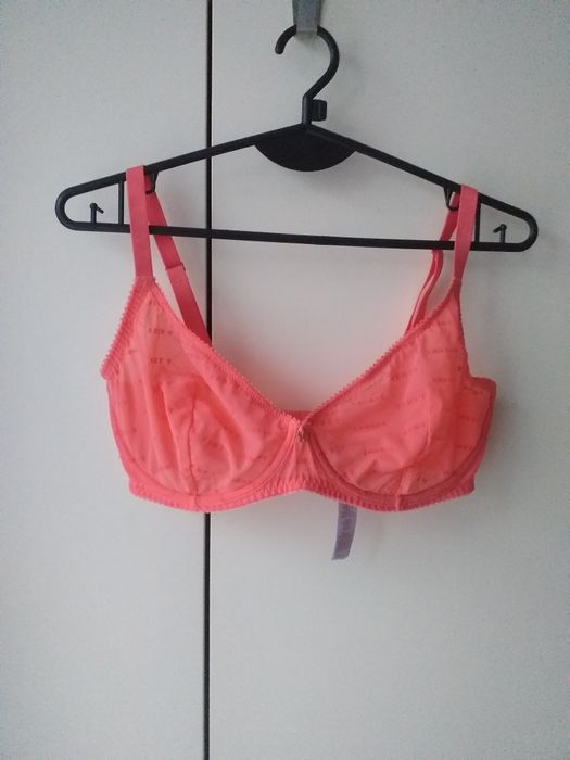Biustonosz stanik savage X fenty  34 E
