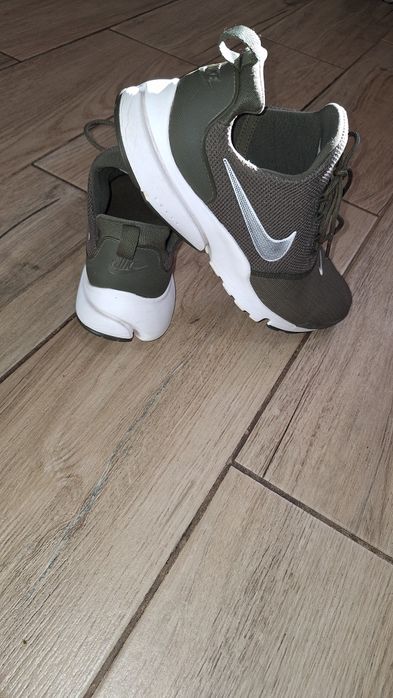 Кросівки NIKE 40 розмір!