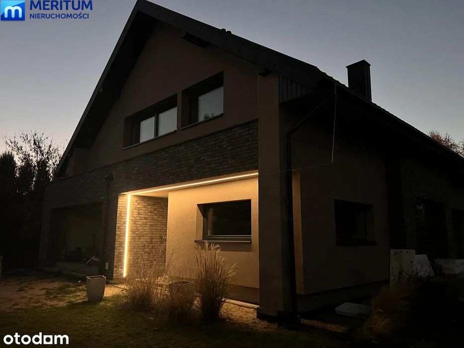 Dom, 230.0 m², Odrano-Wola