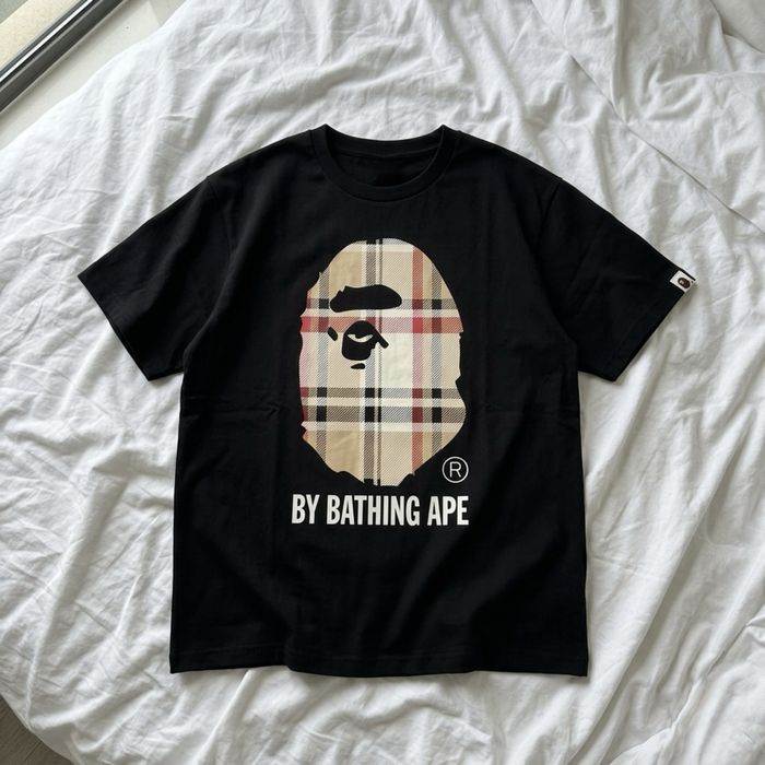 чорна Футболка Burberry Bape барбери бейп