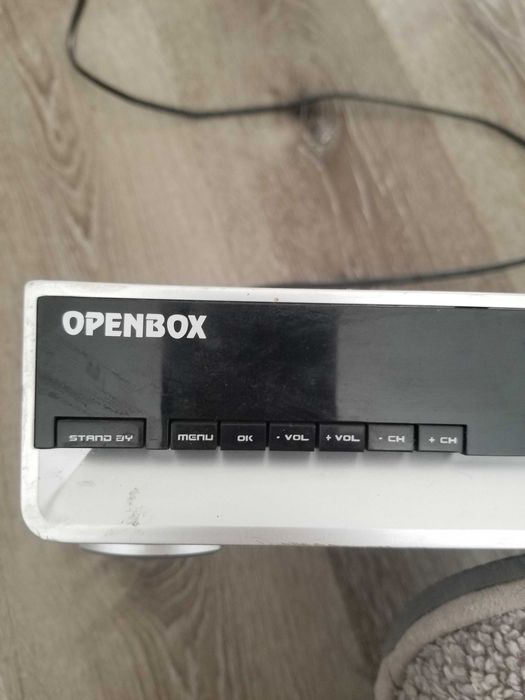 Супутниковий тюнер OpenBox X-800