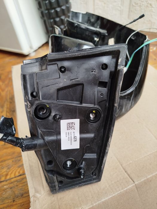 Дзеркало ліве Болт 2020 рік