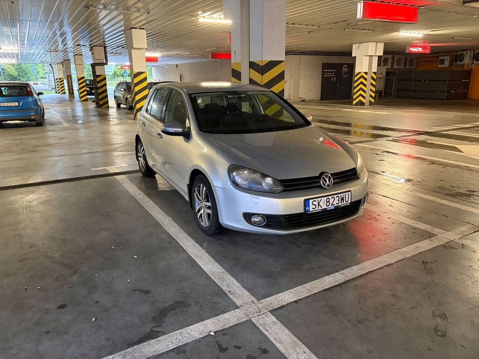 Volkswagen Golf GOLF VI 2011 srebrny