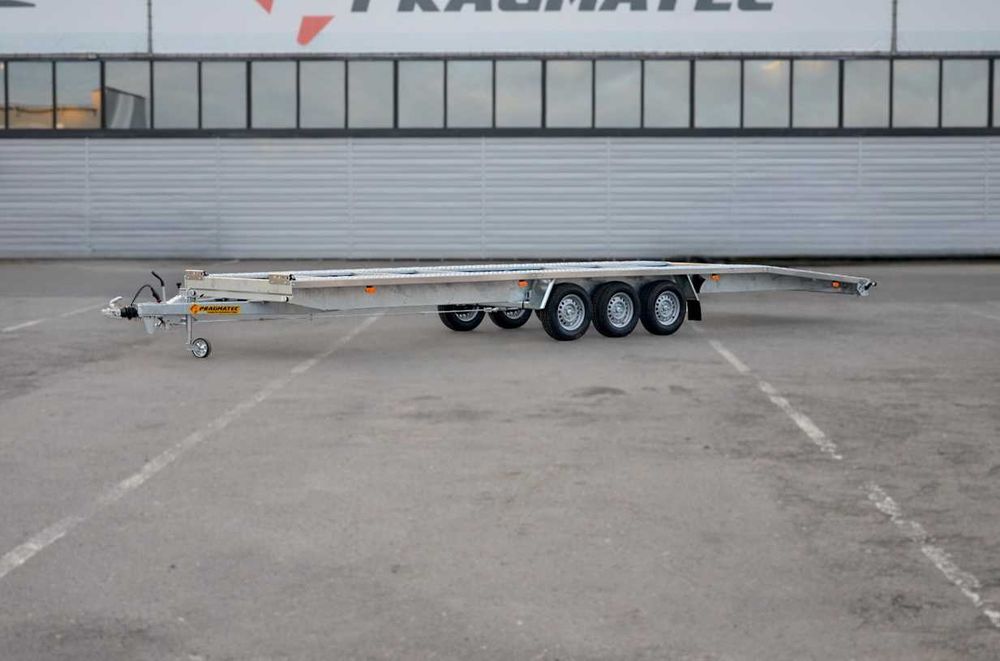 Тривісний причіп PRAGMATEC на два автомобілі