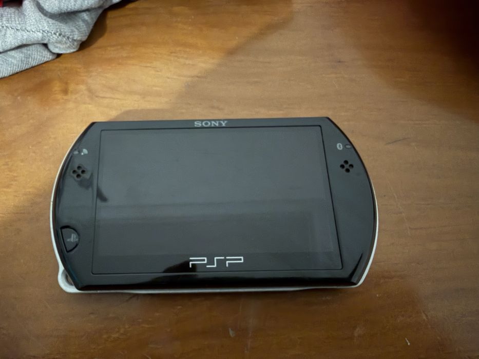 Psp go em muito bom estado