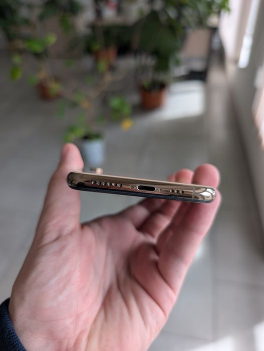 iPhone sx 64 gb ідеальний стан