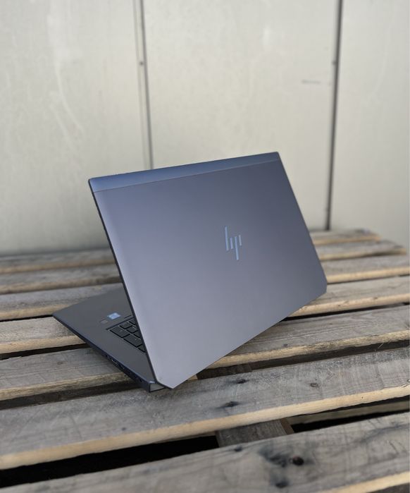 Quadro T1000 4GB/Ноутбук HP ZBook 17 G6/i5-9400H/16GB/512M2/17.2"FHD