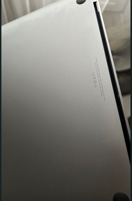 MacBook Pro “13”2019