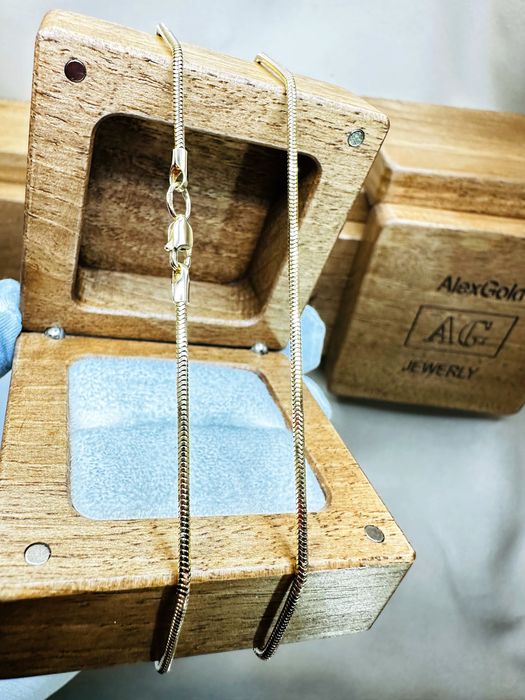 Золотая цепочка 585 весом 5.62 грамма