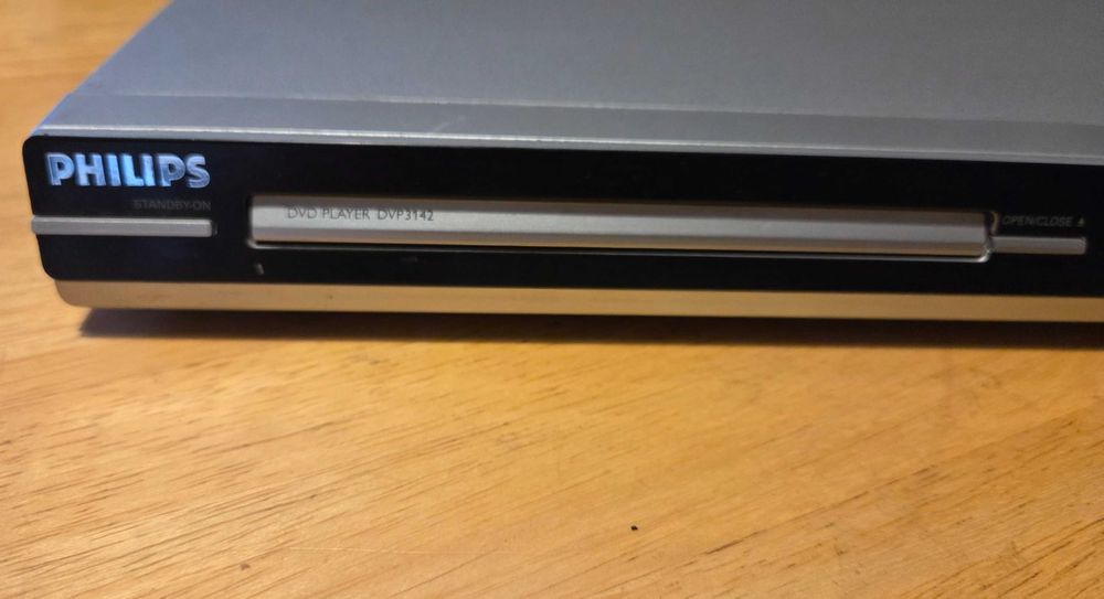 Philips DVD  3142 + pilot + kabel połączeniowy