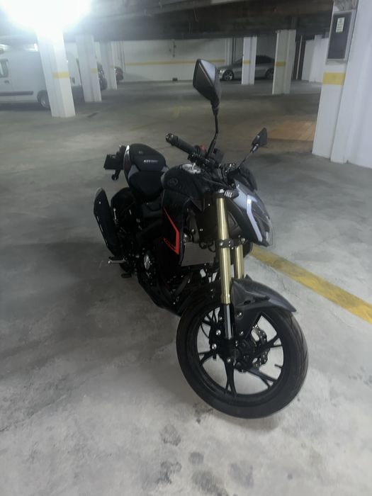 Keeway 125 RKF.
