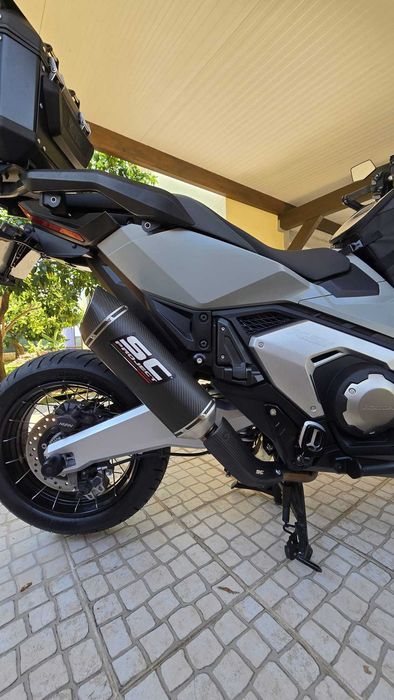 Honda X-ADV 750 Modelo 2025 (04/2025) – Full Extras | SC Project | Top Case GIVI | Impecável