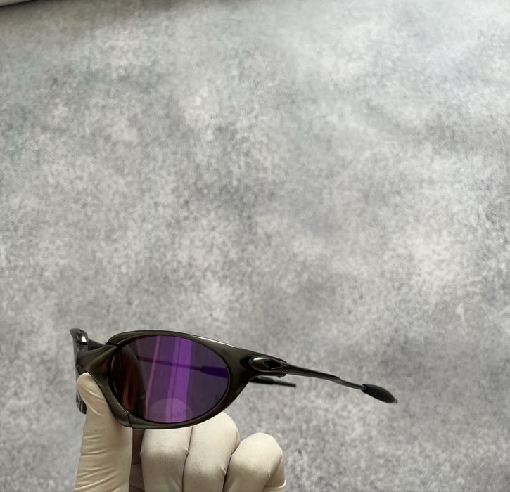 Vintage Oakley romeo metal sunglasses