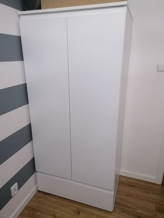 Składanie, skręcanie mebli - solidnie, szybko!