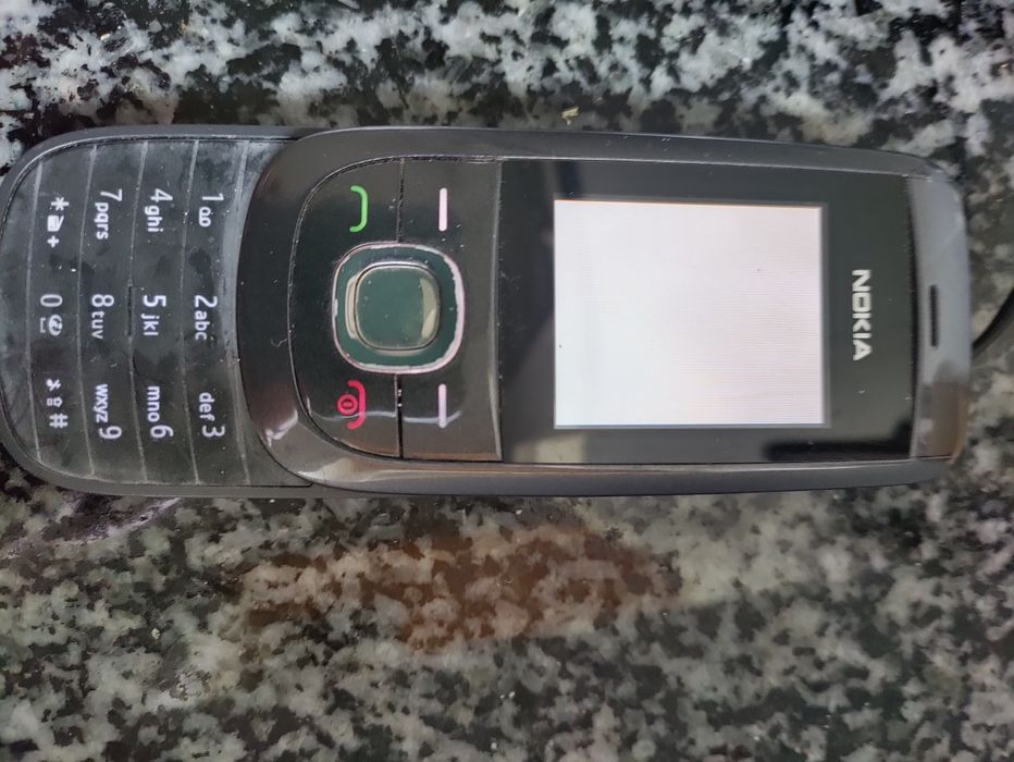 Telemóvel Nokia + carregador Nokia