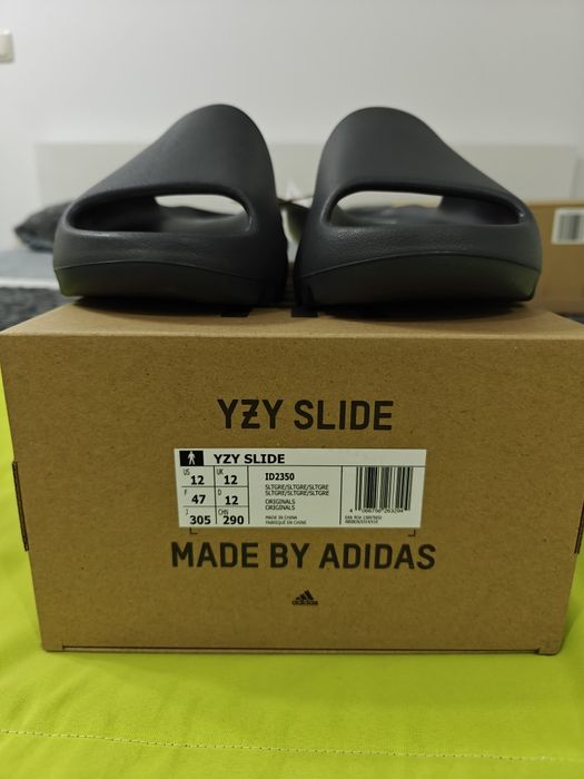 Yeezy slide slate grey
