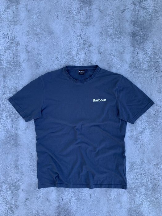 (Розмір L-XL) Стильна чоловіча футболка Barbour з великим принтом на спині
