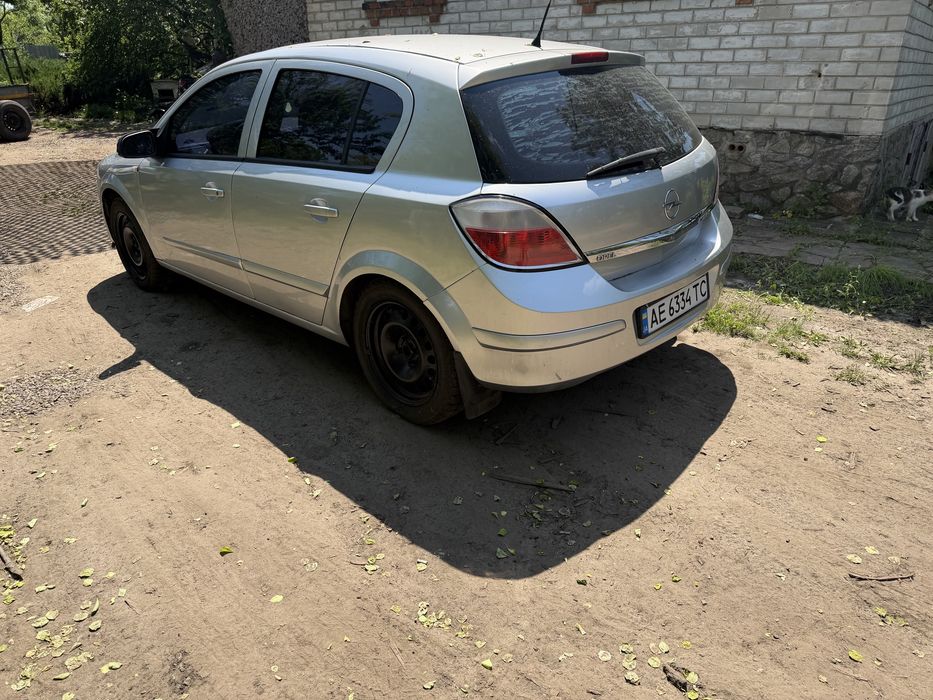 Opel astra H 1.6 газ /бензин