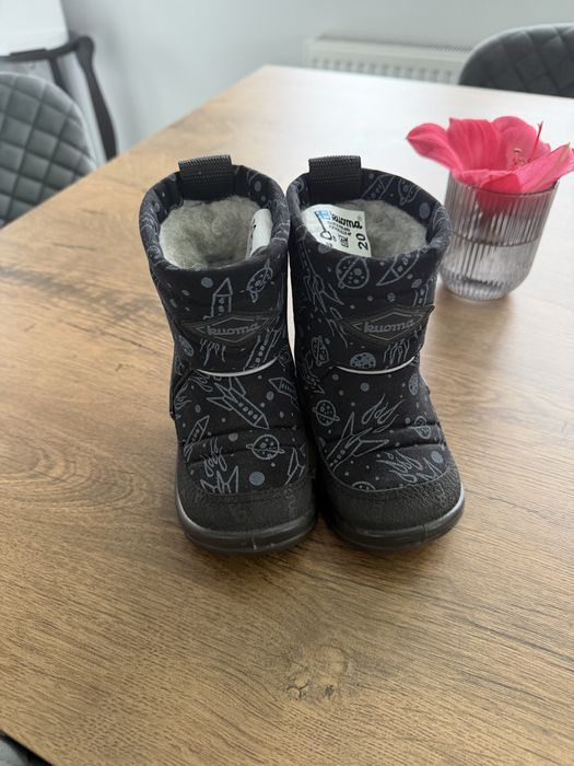 Нові!!! Зимові сапожки для хлопчика Kuoma 20 р Фінляндія