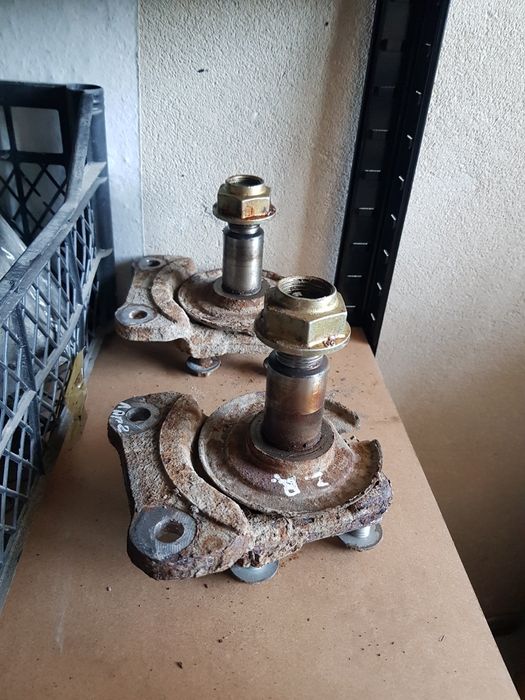 Передні ричаги,речаг,тяги,ступиці,супорт. Renault Laguna 2.Рено лагуна