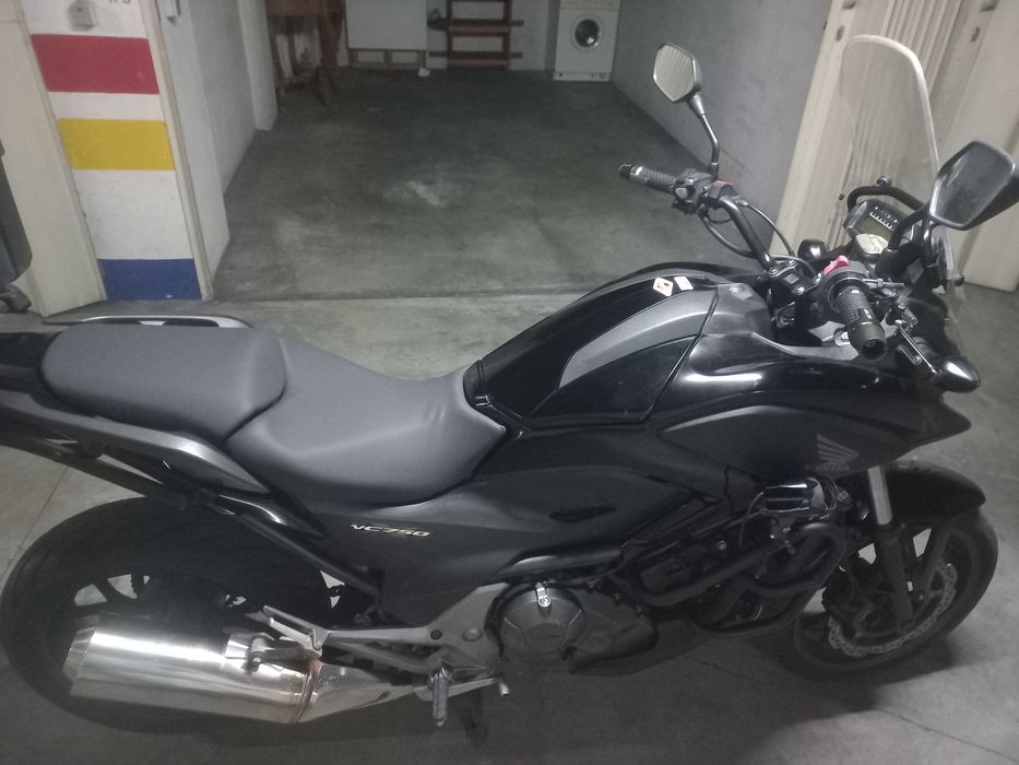 Honda nc 750x como nova 2016