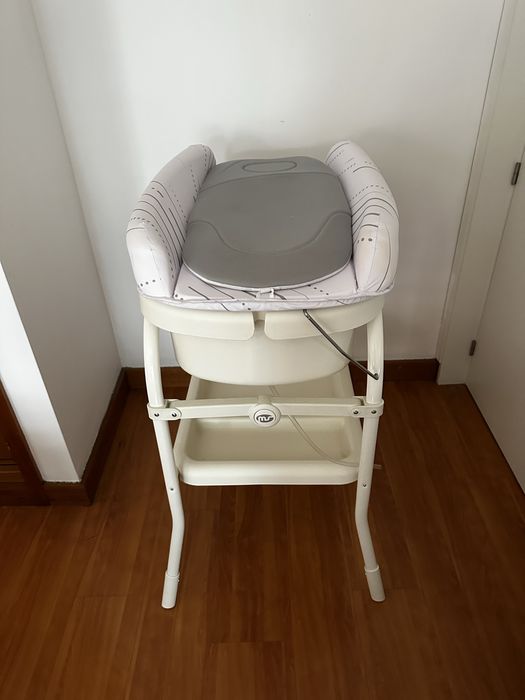 Banheira de bebê com trocador + rede de banho bebe