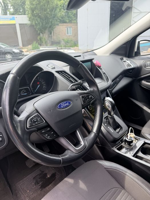 Ford Kuga 2019 VIN WF0AXXWPMAKJ46087 фото оголошення 9 з 9