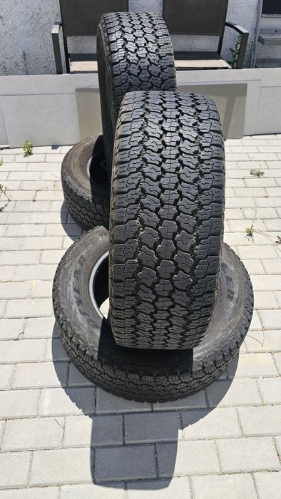 4 Pneus 265 / 60 / R18
