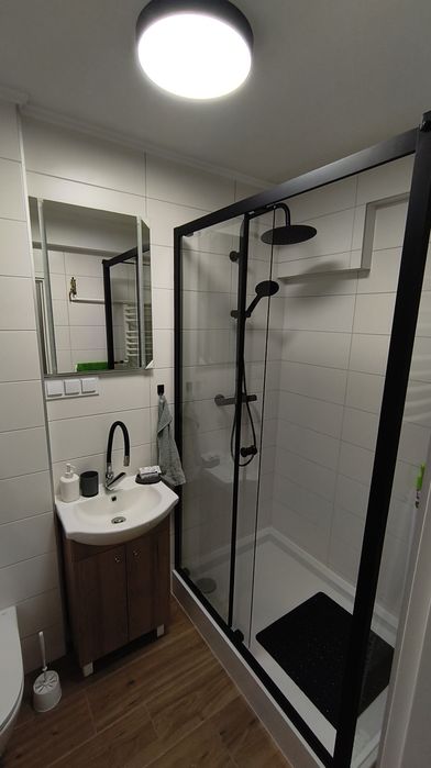 Wynajmę mieszkanie 2 pokojowe(40m2) W Krośnie na  os. Markiewicza  z dogodnym dojazdem oraz balkonem