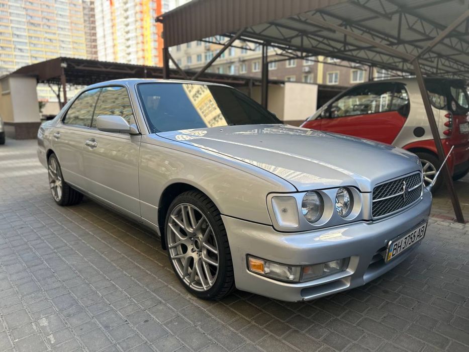 Nissan Cedric y33 vq30de